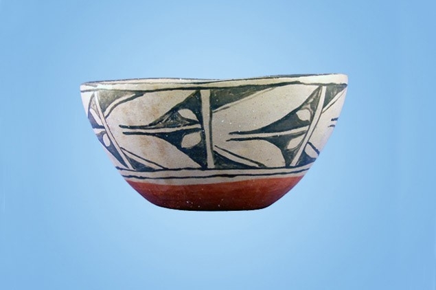 Santo Domingo 81-42 Side